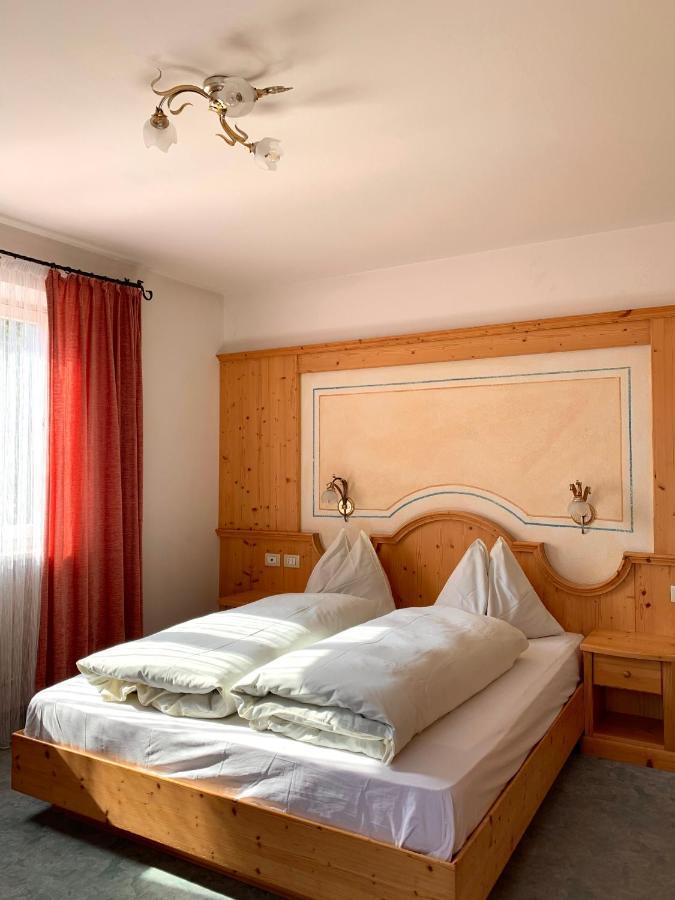 Bed and Breakfast Garni Rika Parcines Exterior foto