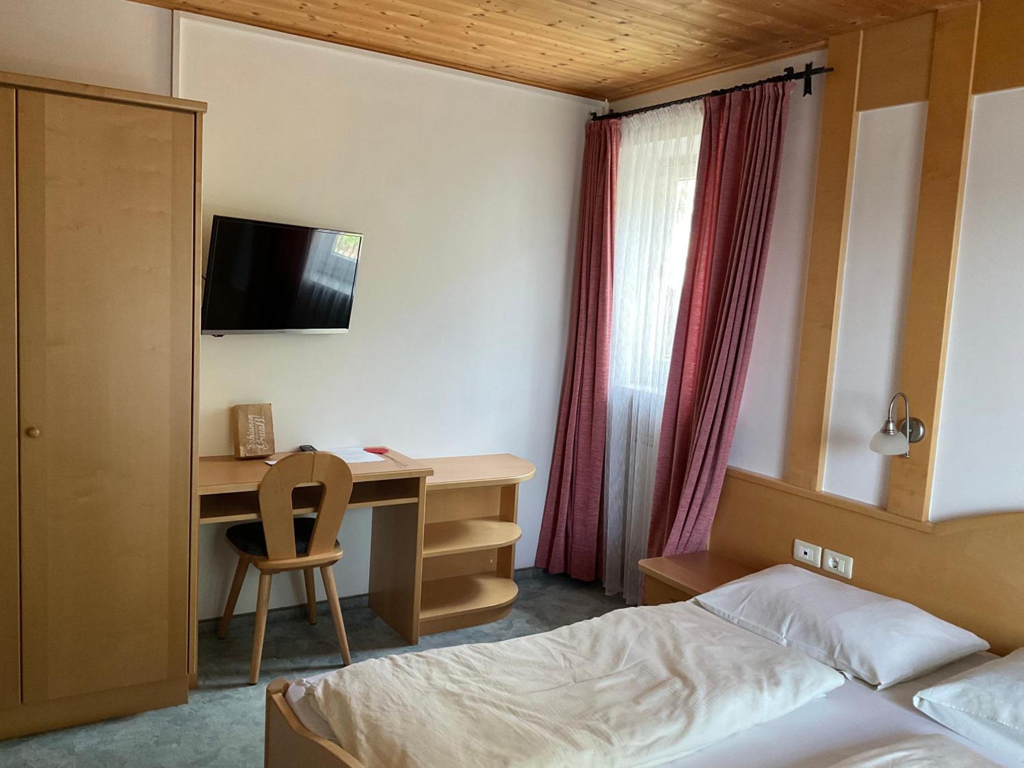 Bed and Breakfast Garni Rika Parcines Exterior foto